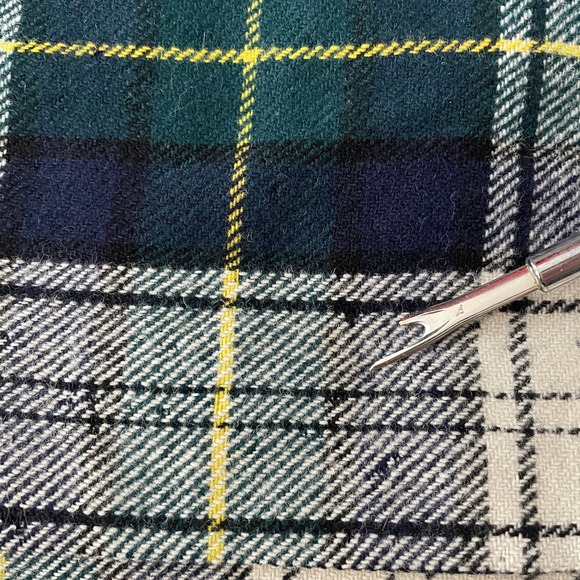 70s Green and Navy Plaid Vintage‎ Skirt - Picture 10 of 11